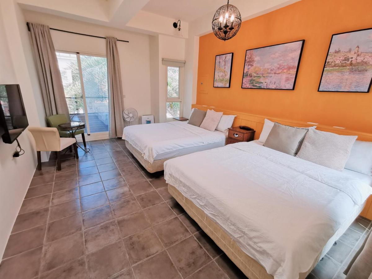Yilan Beitou No.117 Bed & Breakfast Luodong Bagian luar foto
