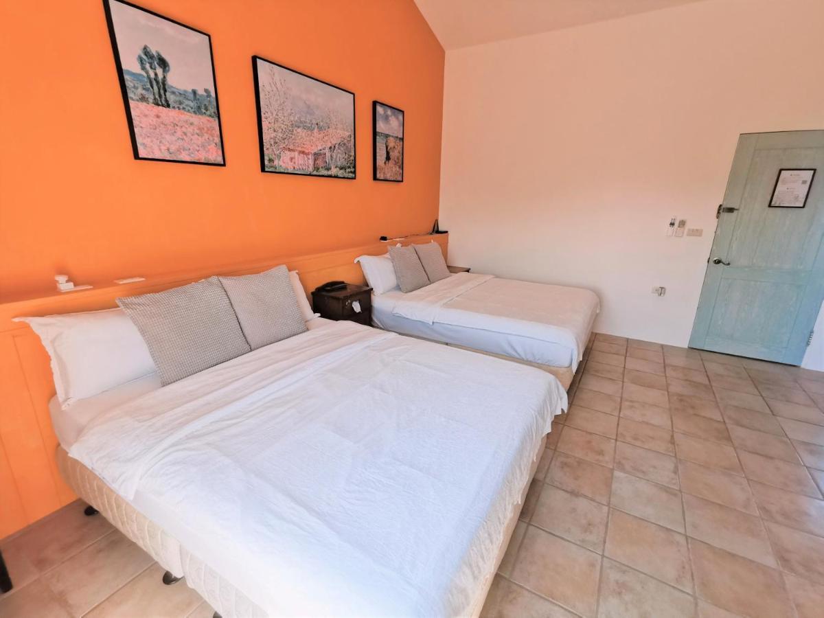 Yilan Beitou No.117 Bed & Breakfast Luodong Bagian luar foto