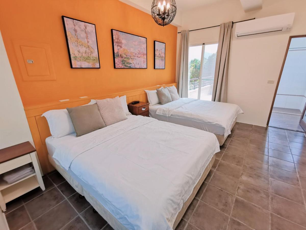 Yilan Beitou No.117 Bed & Breakfast Luodong Bagian luar foto