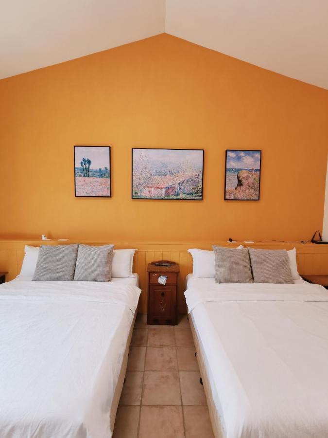 Yilan Beitou No.117 Bed & Breakfast Luodong Bagian luar foto