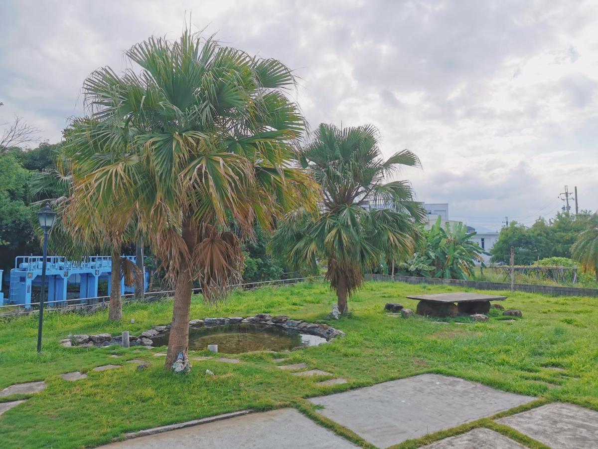 Yilan Beitou No.117 Bed & Breakfast Luodong Bagian luar foto
