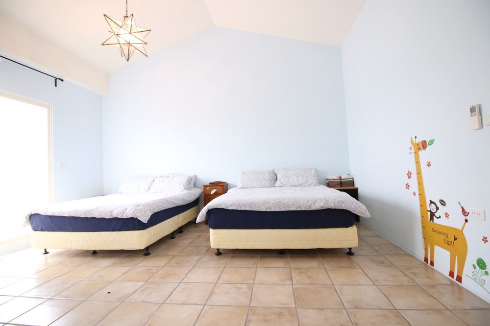 Yilan Beitou No.117 Bed & Breakfast Luodong Bagian luar foto