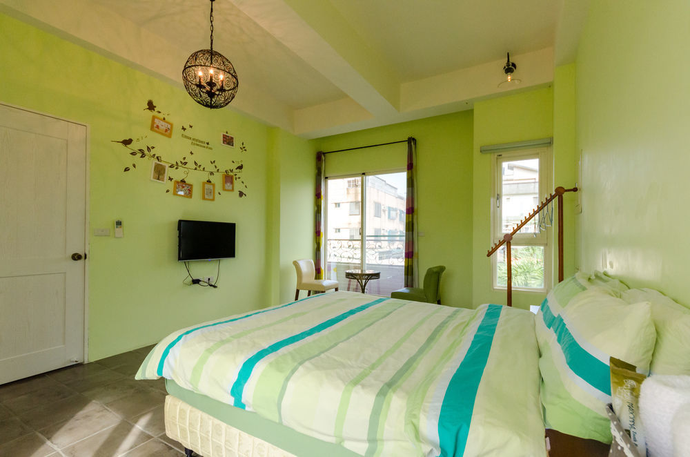 Yilan Beitou No.117 Bed & Breakfast Luodong Bagian luar foto