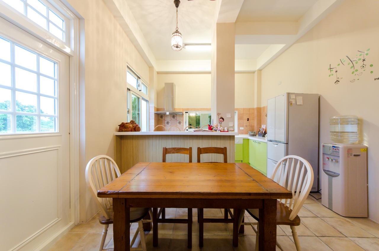 Yilan Beitou No.117 Bed & Breakfast Luodong Bagian luar foto